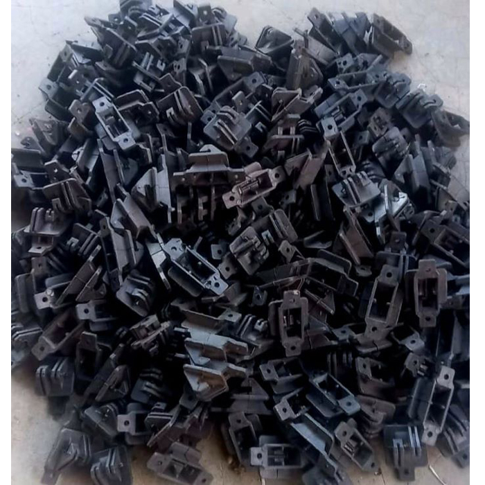 Plastic Black W Insulator for Electric Fence Best Prices in Kenya
